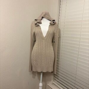 Daisy Fuentes 1X tan cream cable knit deep v neck flared sleeve sweater hoodie